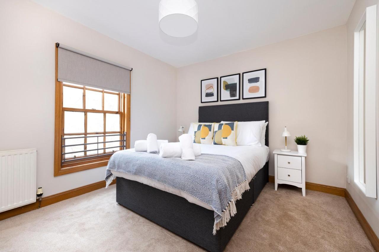 Joivy Bright And Cosy Flat Near The Scotland Gallery Edinburg Exteriör bild